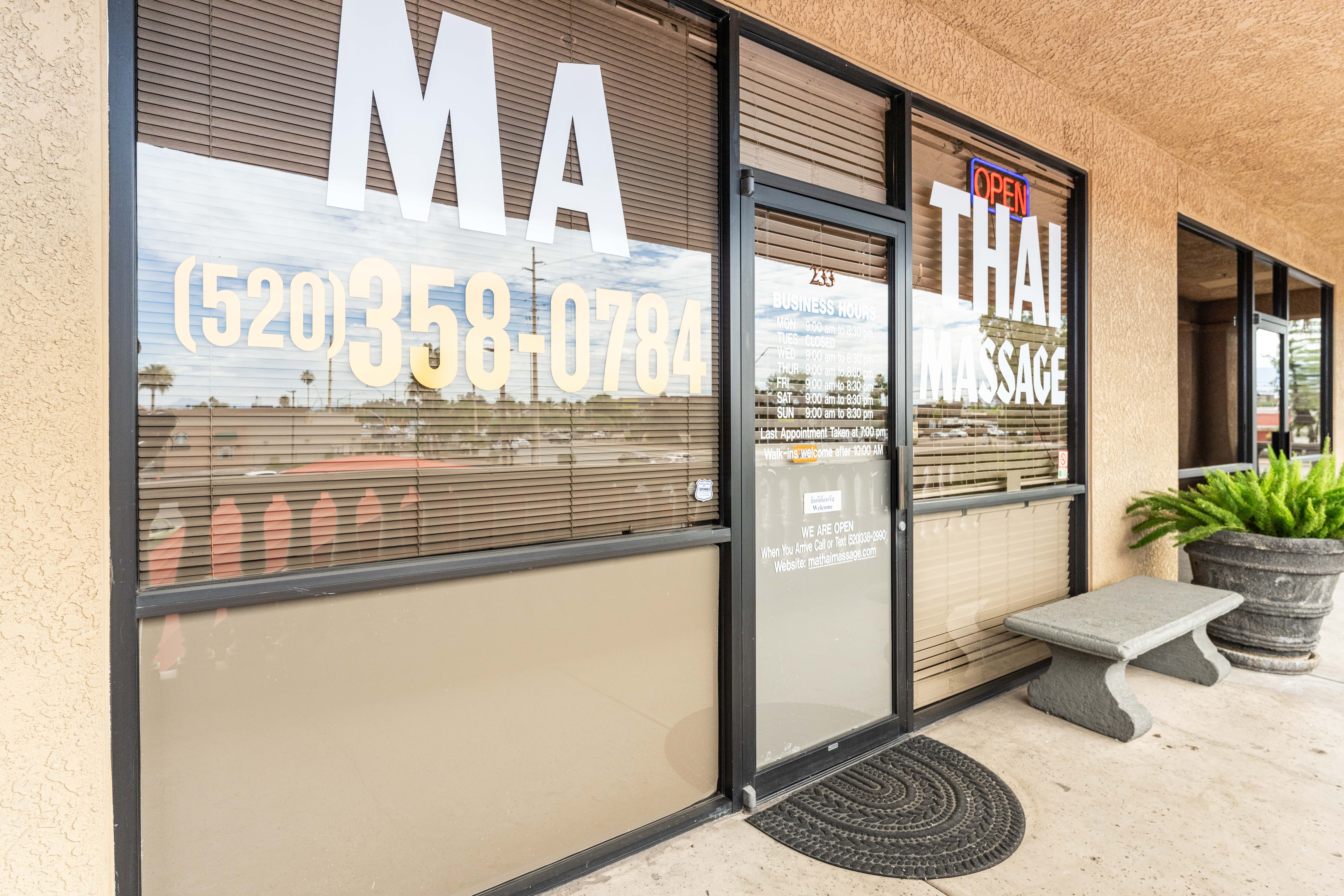 Ma Thai Massage Wilmot - Reception Desk